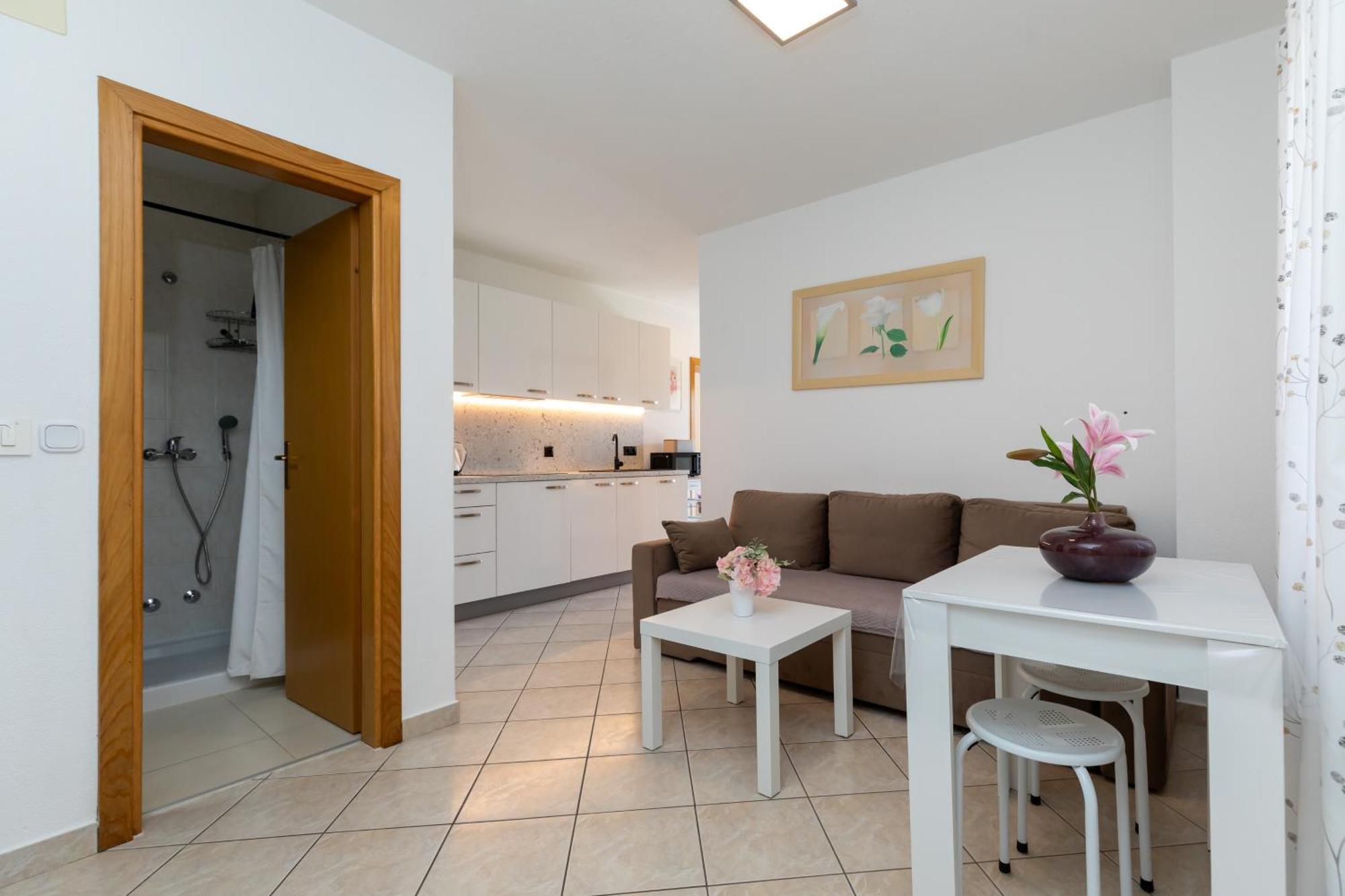 Apartments Lidija Matosevic Poreč Extérieur photo
